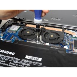 Замена внутренних вентиляторов Samsung ATIV Book 9 Plus
