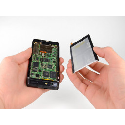 Замена батареи Motorola Droid RAZR